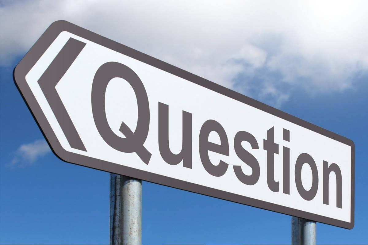 A road sign labeled "Question"